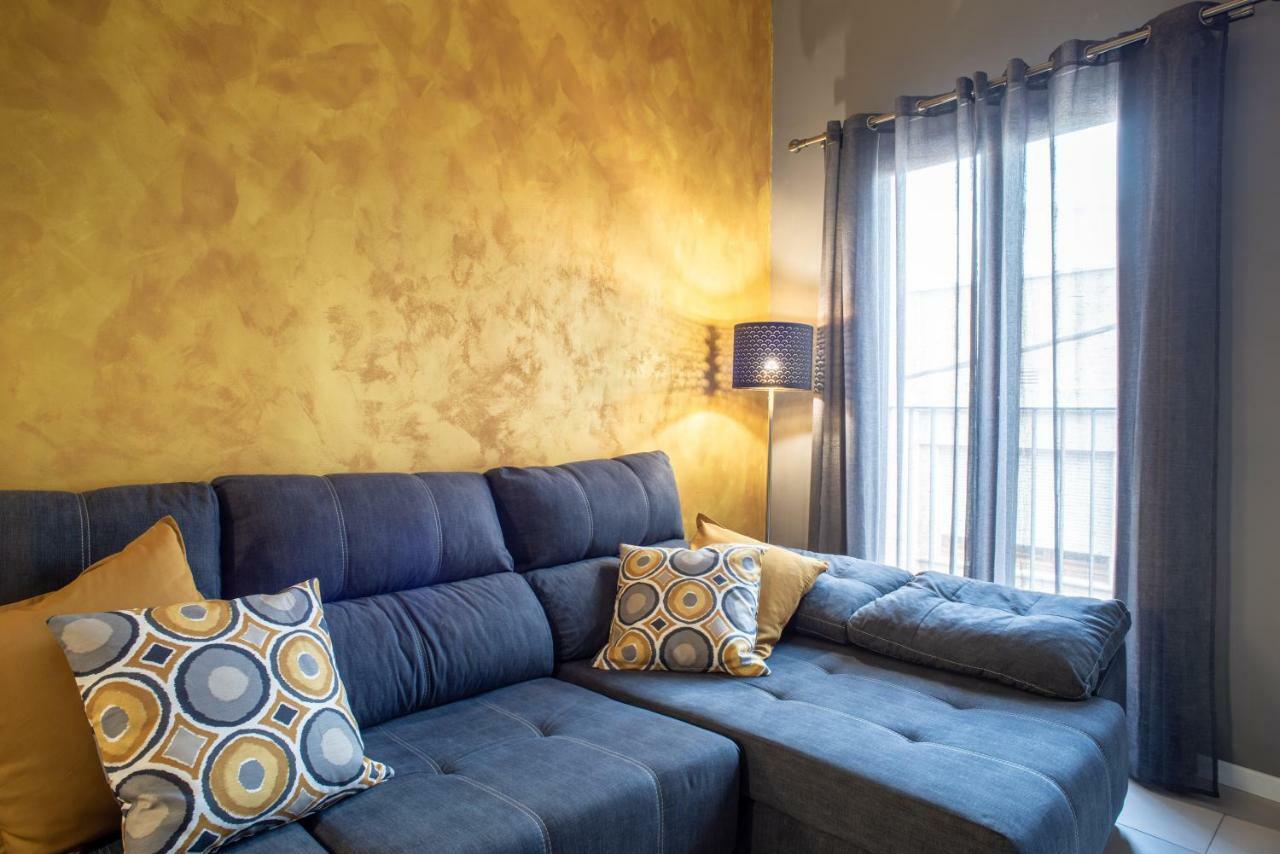 Pep Ventura Apartment Figueres  Bagian luar foto