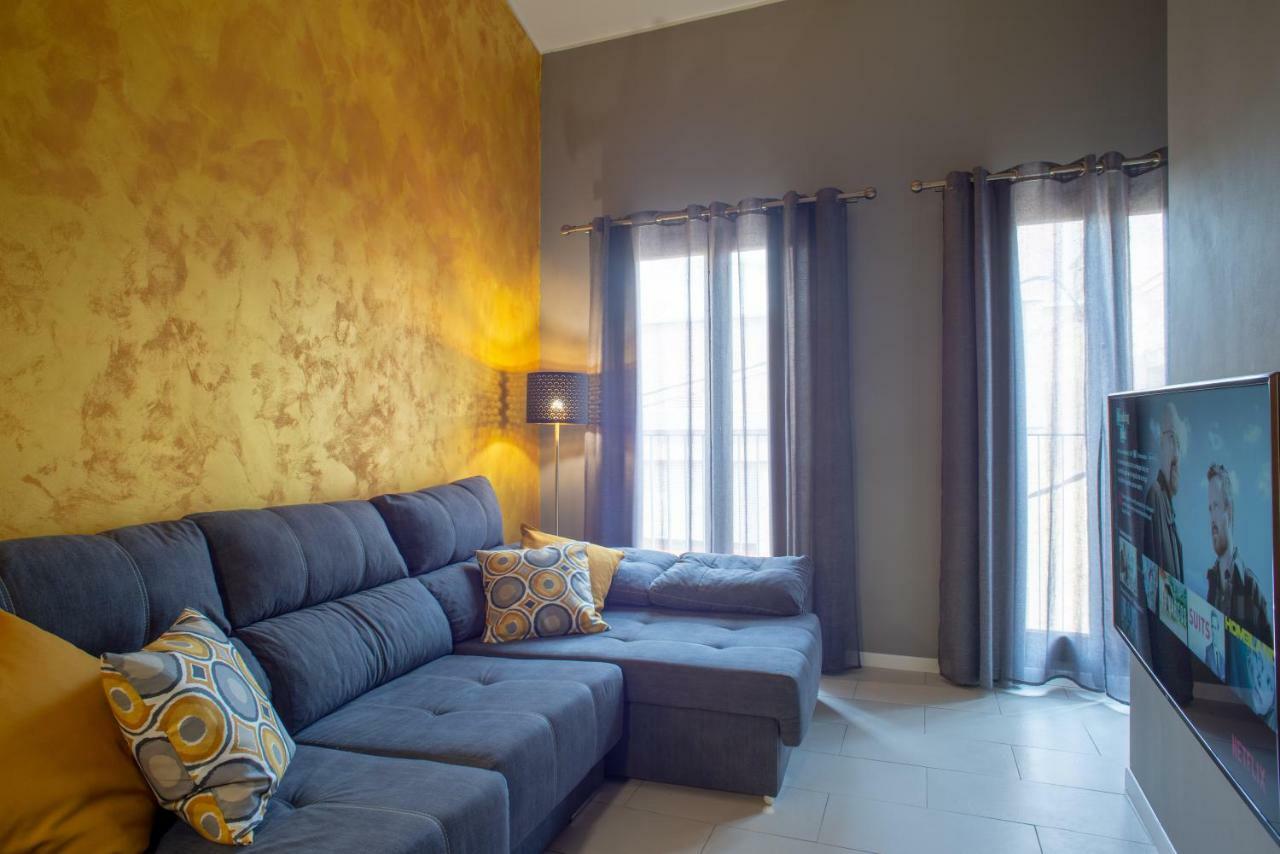 Pep Ventura Apartment Figueres  Bagian luar foto